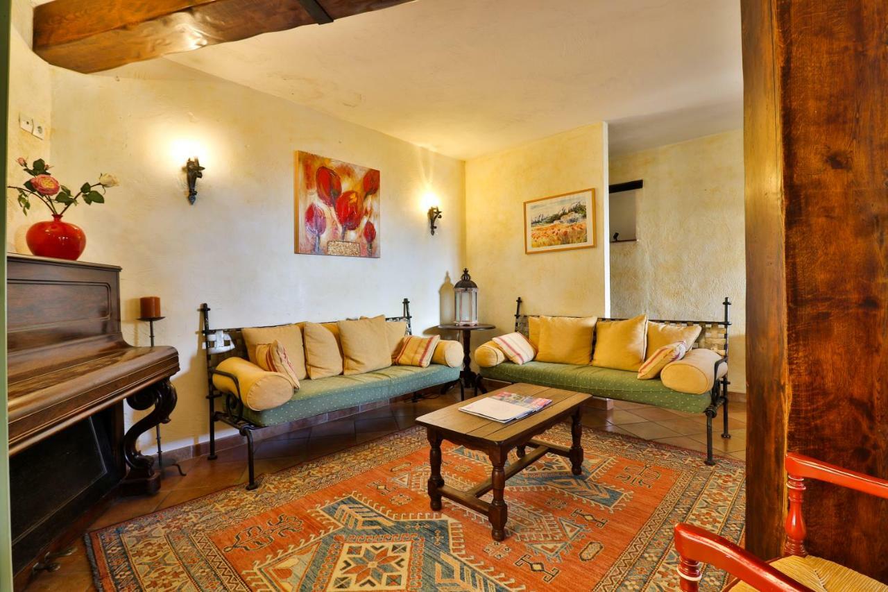 L'Estirado Des Adrets Otel Les Adrets-de-l'Esterel Dış mekan fotoğraf